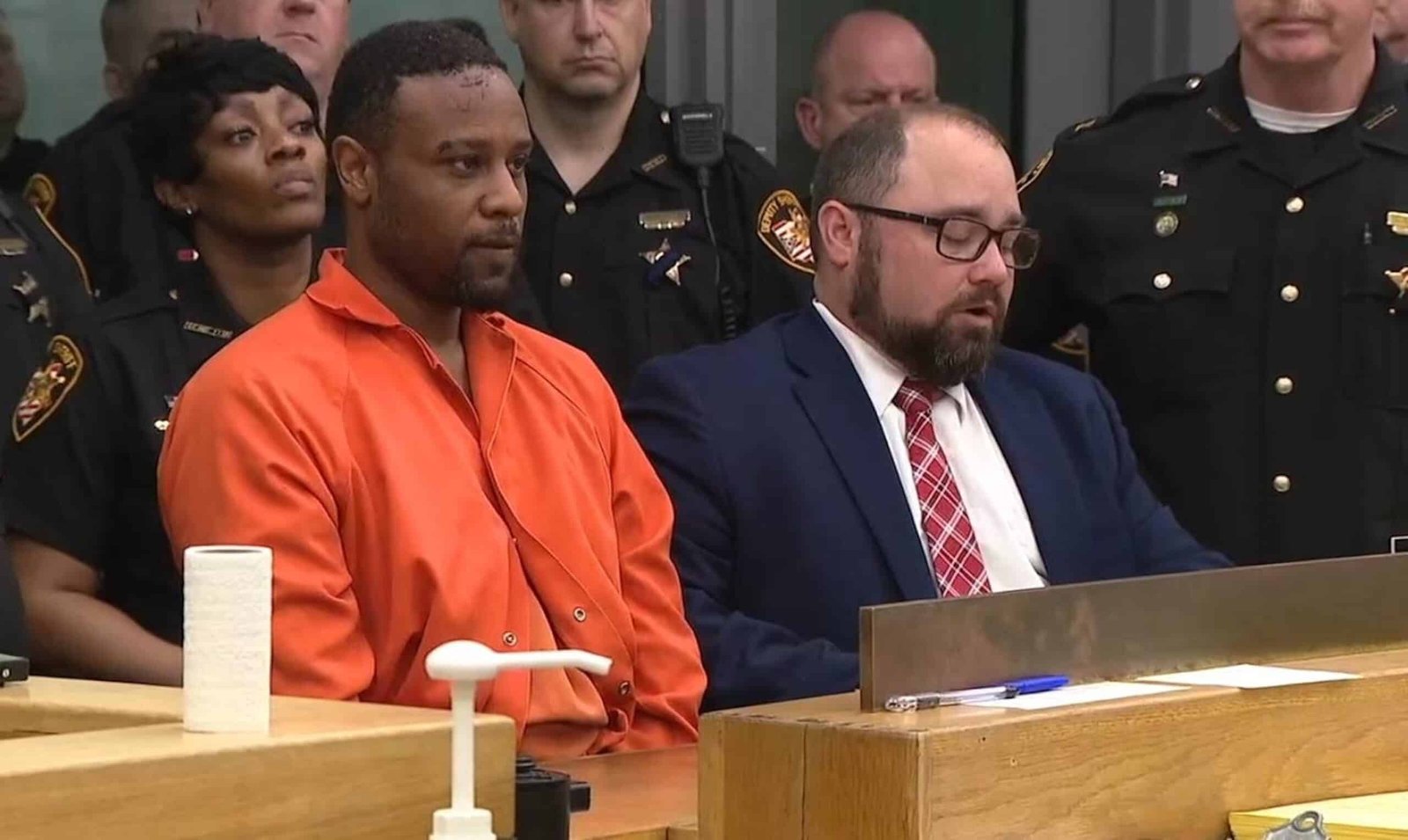 Ohio deputy fatally beaten by a man whose son had been shot by the police: the authorities